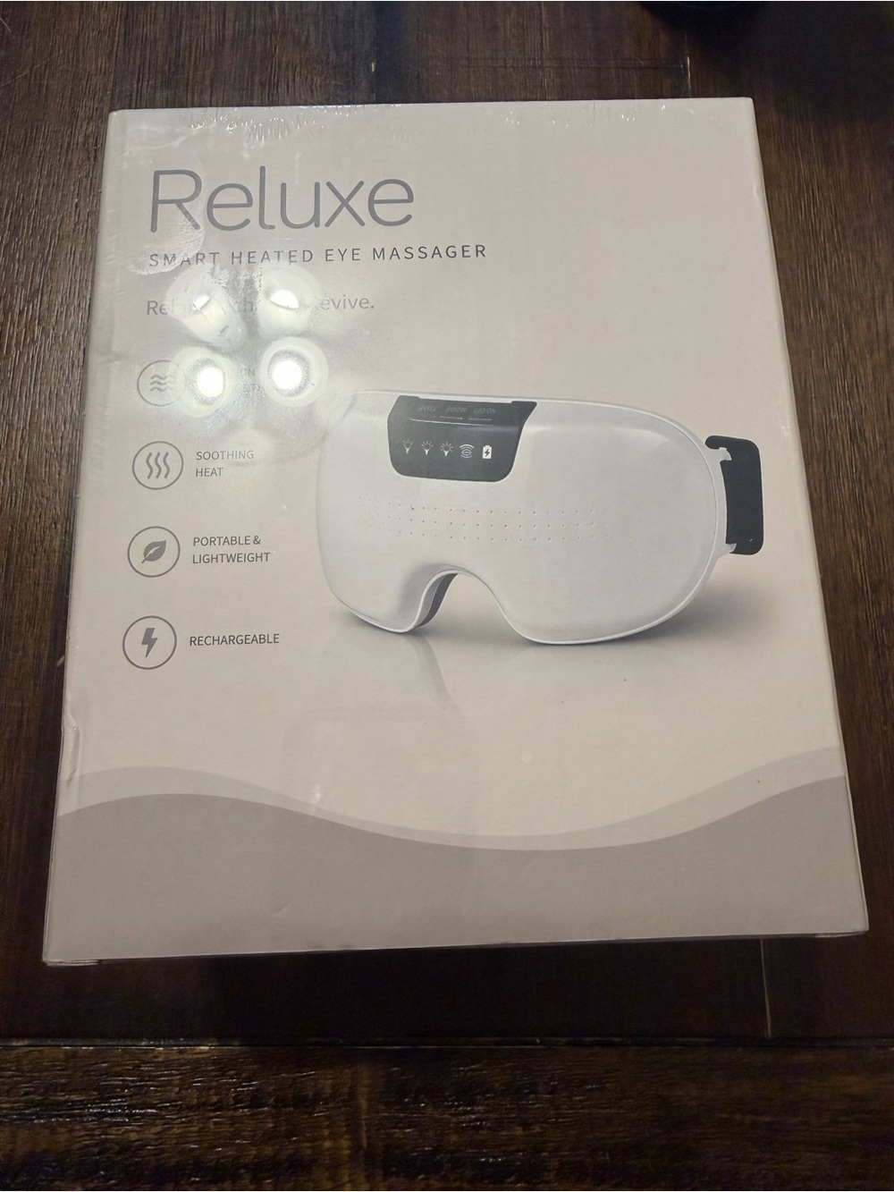 Luxe Reluxe Smart Heated Eye Massager - White with Black Accent
